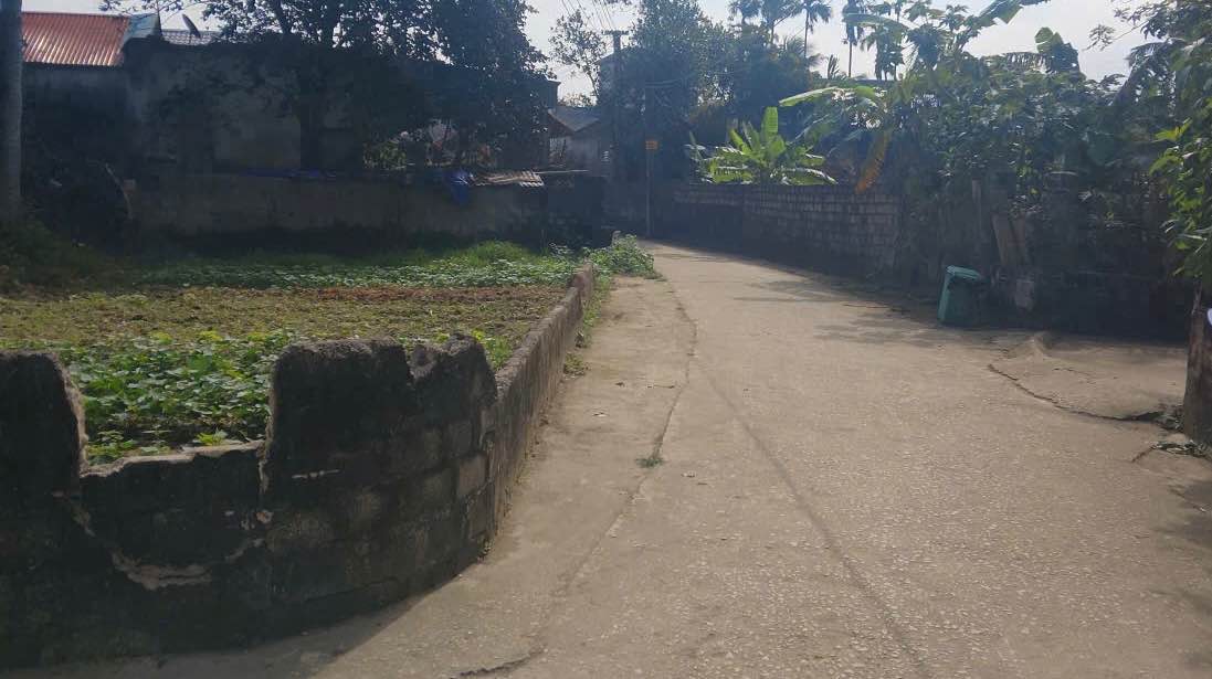 Lô đất Phường Quảng Phú 142m² giá 1.4 tỷ - Sổ đỏ chính chủ!