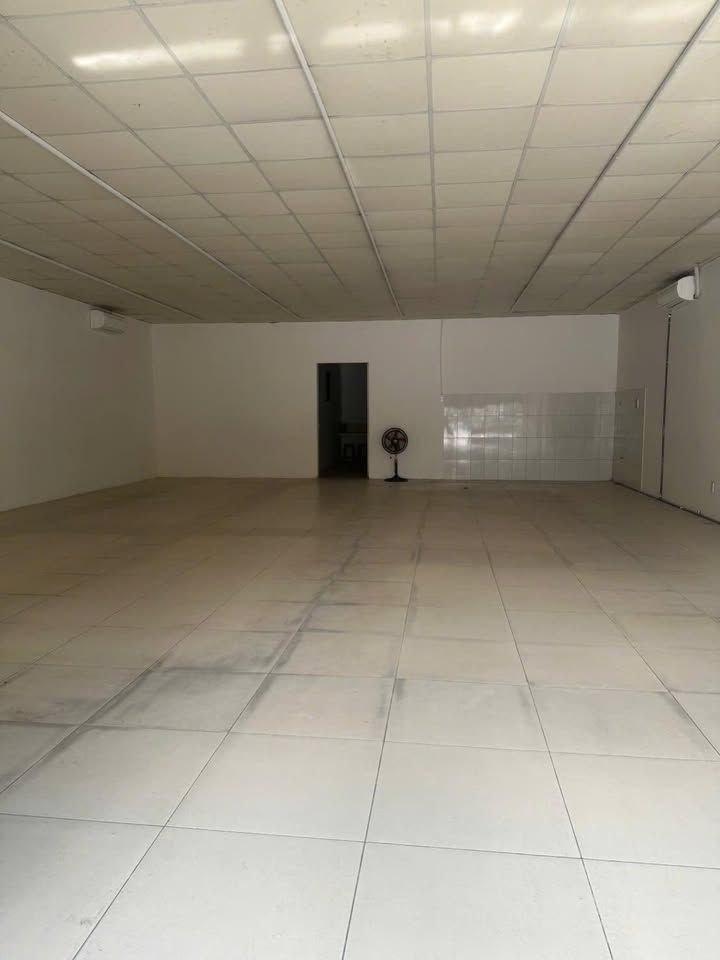 Mặt bằng Hiệp Bình, Thủ Đức 200m² - Mặt tiền kinh doanh đắc địa!