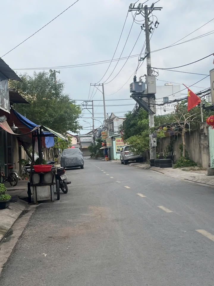 Bán Gấp Nhà Cấp 4 Hóc Môn - 80m² Giá 2.6 Tỷ, Vị Trí Đắc Địa