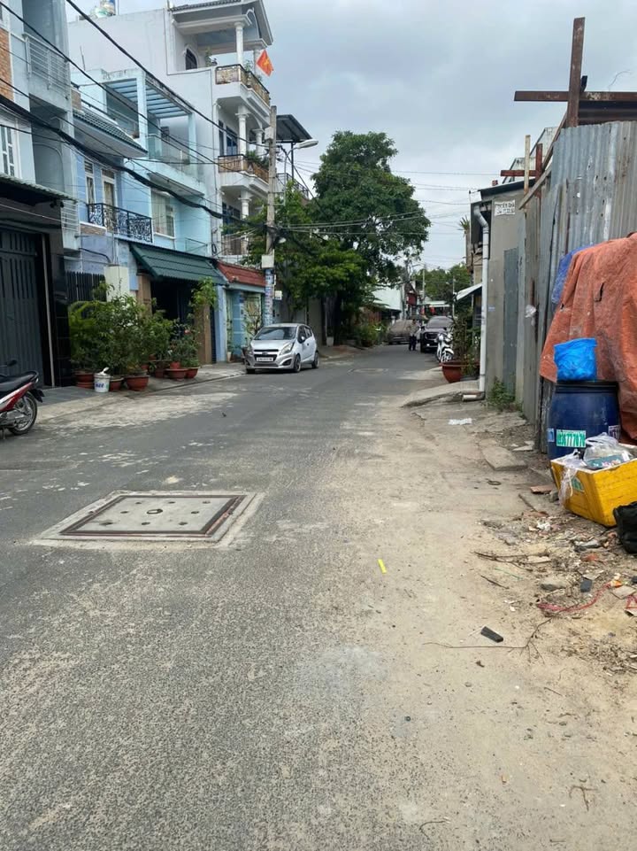 Đất nền Trung Mỹ Tây Q12 160m² giá 10 tỷ - Hẻm xe tải 10m!