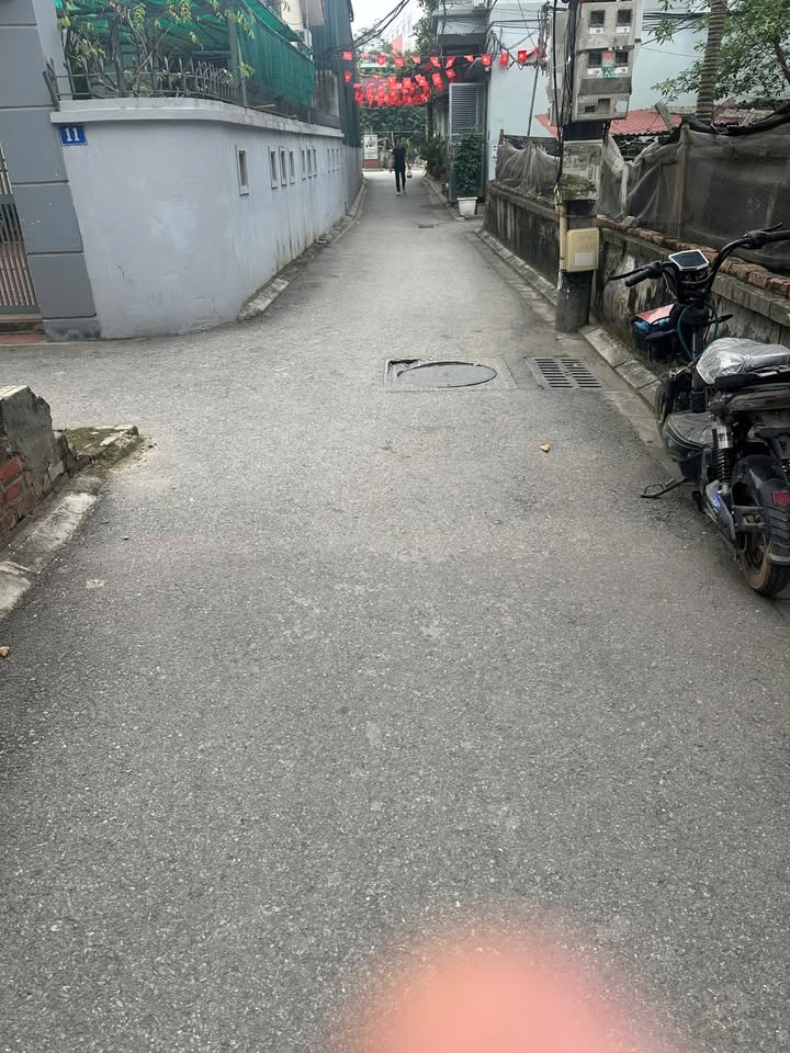 Bán Gấp Đất 100m² Ngô Xuân Quảng, Gia Lâm - 15.5 Tỷ, Dòng Tiền Ổn Định