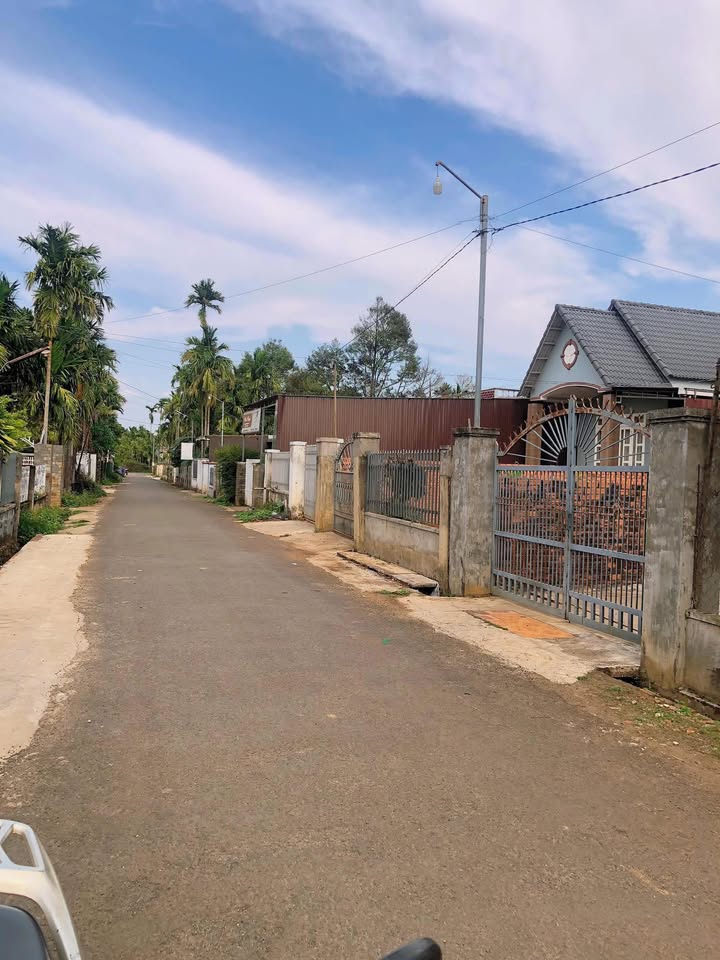 Đất nền mặt tiền 400m² Ea Ktur, Cư Kuin - Kinh doanh đắc lợi