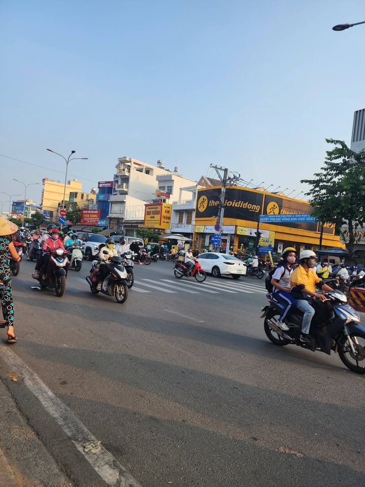 Nhà Mặt Tiền Lê Trọng Tấn, Bình Tân - 117m², 17.5 Tỷ, Kinh Doanh Đa Ngành