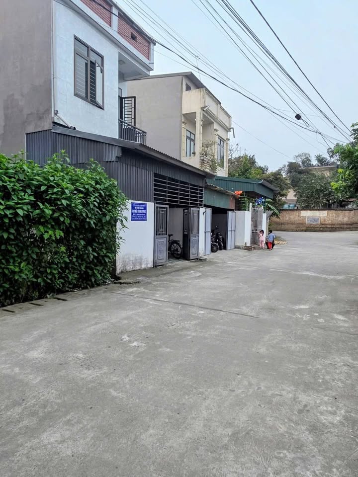 Đất nền Việt Trì 95m² - Sổ đỏ chính chủ, tiềm năng sinh lời!