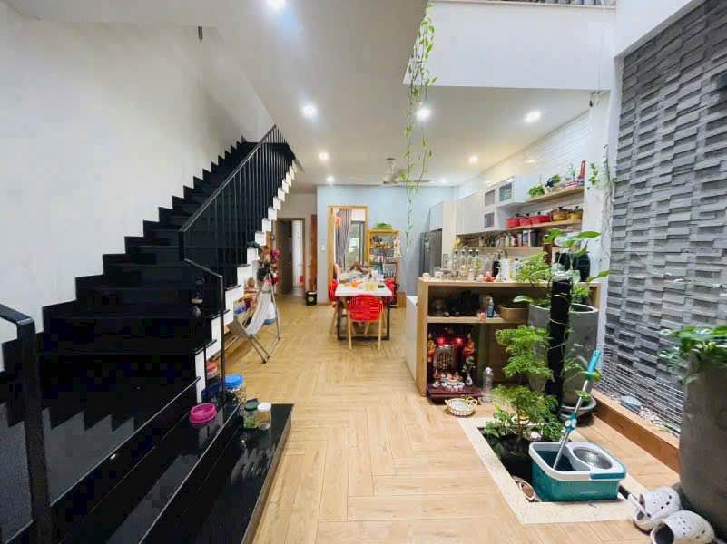 Nhà Mặt Tiền Lý Tự Trọng, Vũng Tàu 100m² - Mặt tiền kinh doanh!