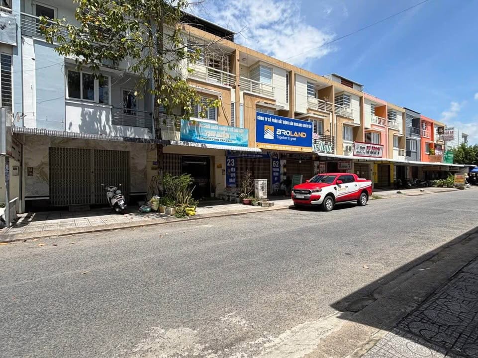 Nhà Phố 3 Tầng Mặt Tiền Mai Thị Hồng Hạnh - Kinh Doanh Đa Ngành Nghề