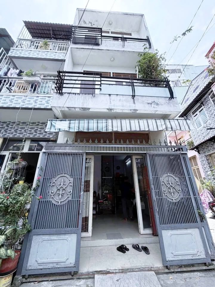 Nhà Phố Ba Đình Quận 8 27m² giá 4.58 tỷ - Vị trí đắc địa!