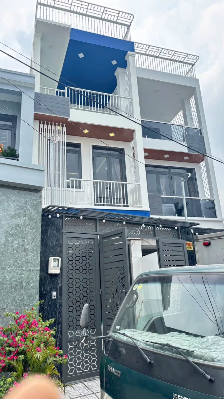 Nhà phố Quận 12 đường Thạnh Xuân 52 - Ô tô vào tận nhà, full nội thất!