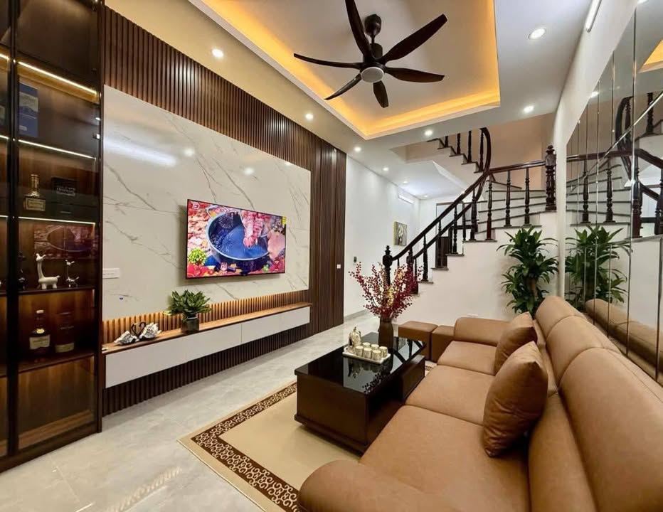 Nhà Riêng Văn Quán, Hà Đông 40m² giá 8.6 tỷ - Full nội thất hiện đại!