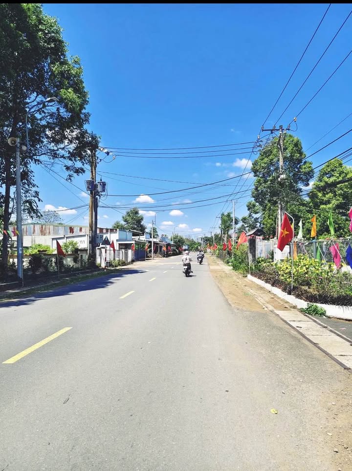 Đất Nền Sổ Riêng 300m² Trung Tâm Long Khánh - Giá Tốt