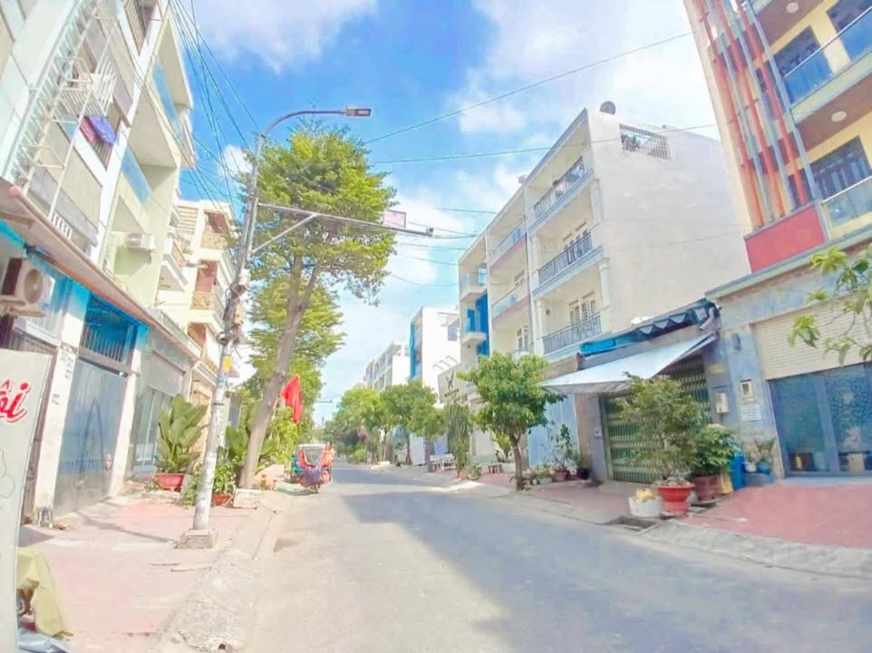 Nhà phố Tân Phú 92m² giá 7 tỷ - Đầu tư sinh lời, MTKD đỉnh!