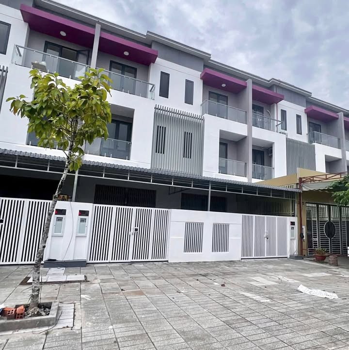 Nhà KĐT Tây Bắc Rạch Giá 100m² 7 triệu - Sẵn sàng ở ngay