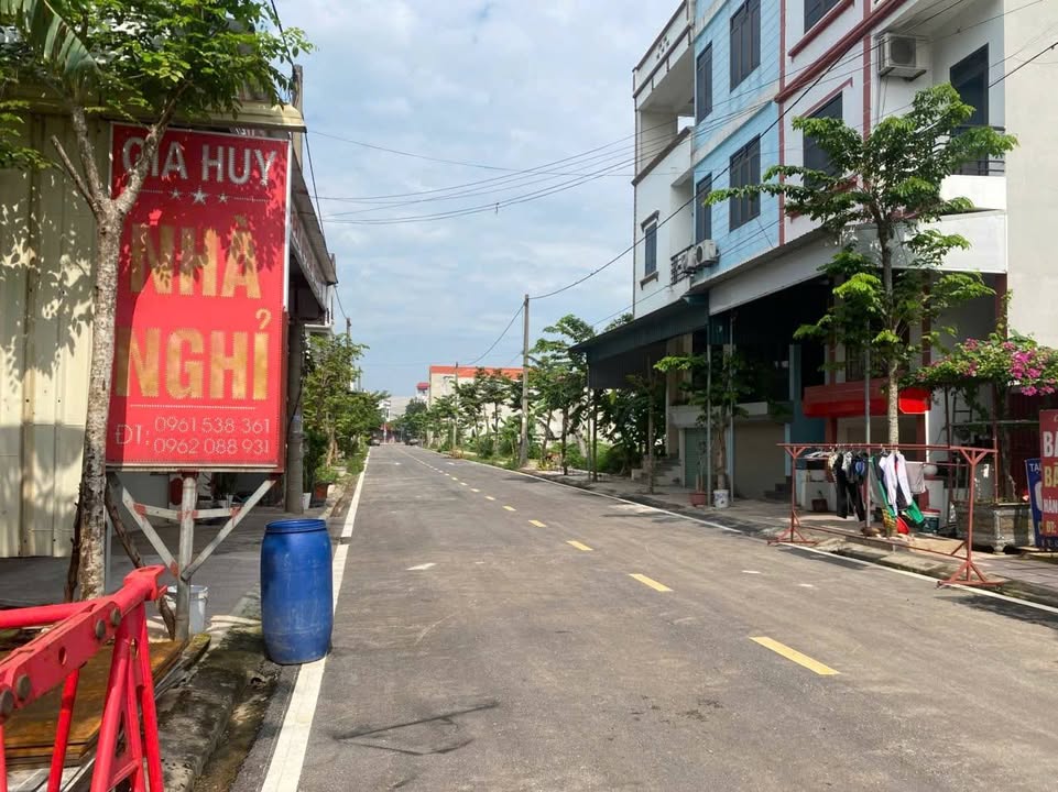 Bán Đất 100m² L13 Bá Hiến, Bình Xuyên - Giá 3 Tỷ, Trung Tâm KCN