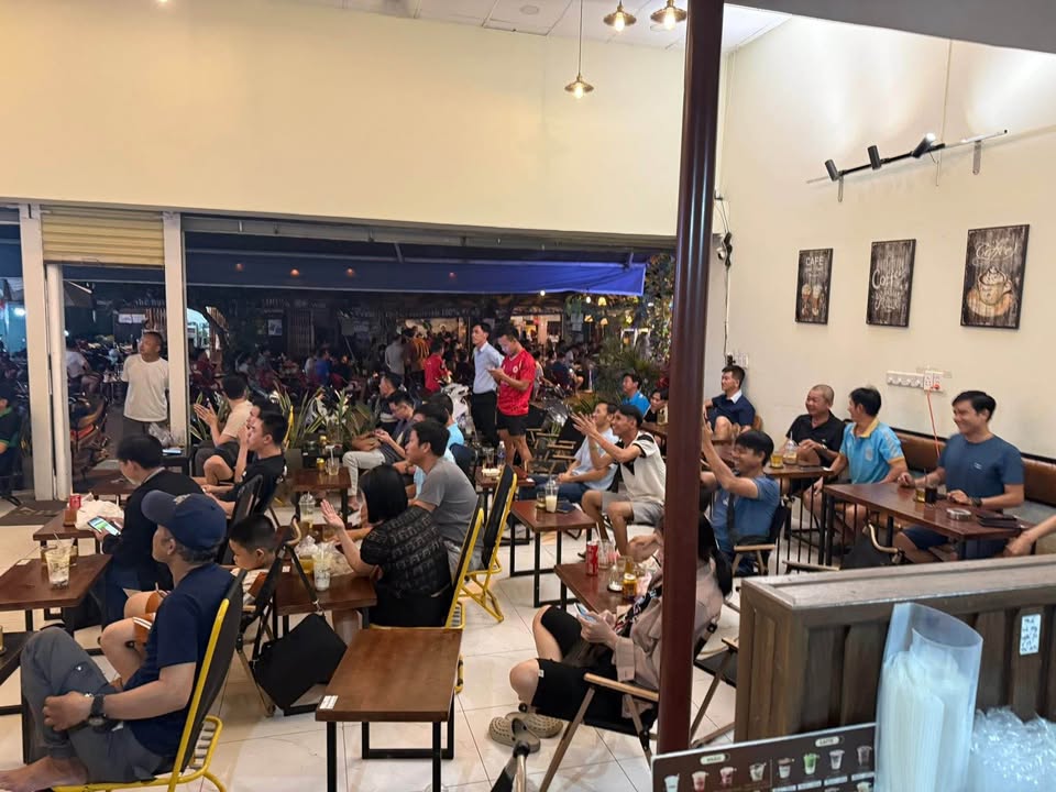 Quán Cafe Phú Hoà Thủ Dầu Một 100m² - Mặt tiền kinh doanh đắc địa!