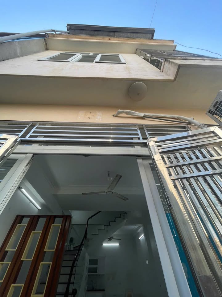 Nhà Vĩnh Quỳnh Thanh Trì 35m² 4 Tầng - Sổ Đỏ Chính Chủ, Giá Tốt