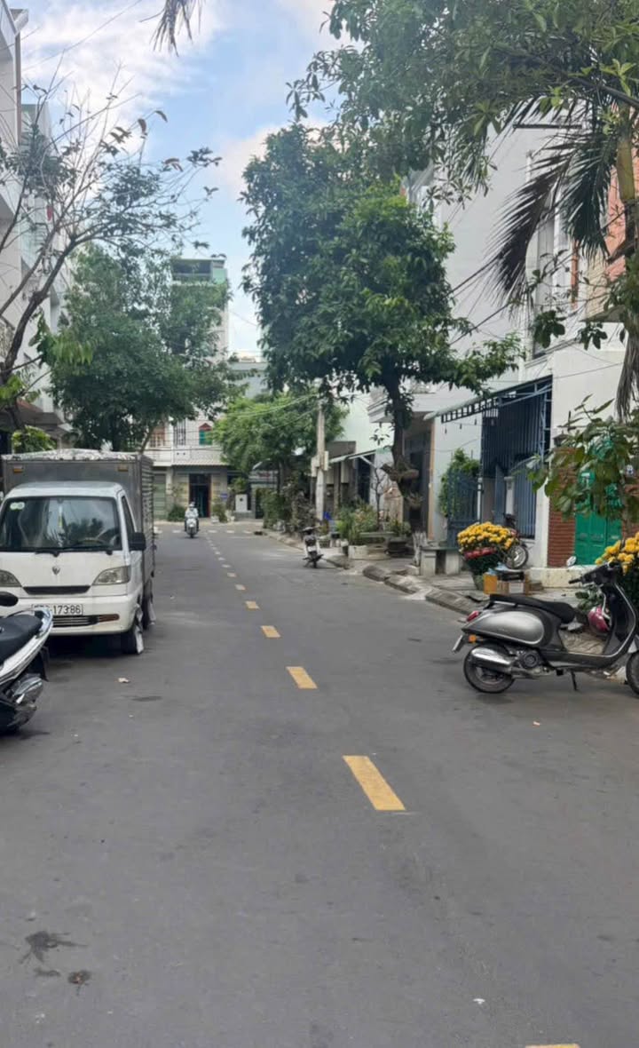 Nhà Phố Quy Nhơn 40m² từ 3.3 tỷ - Vị trí đắc địa sát biển!