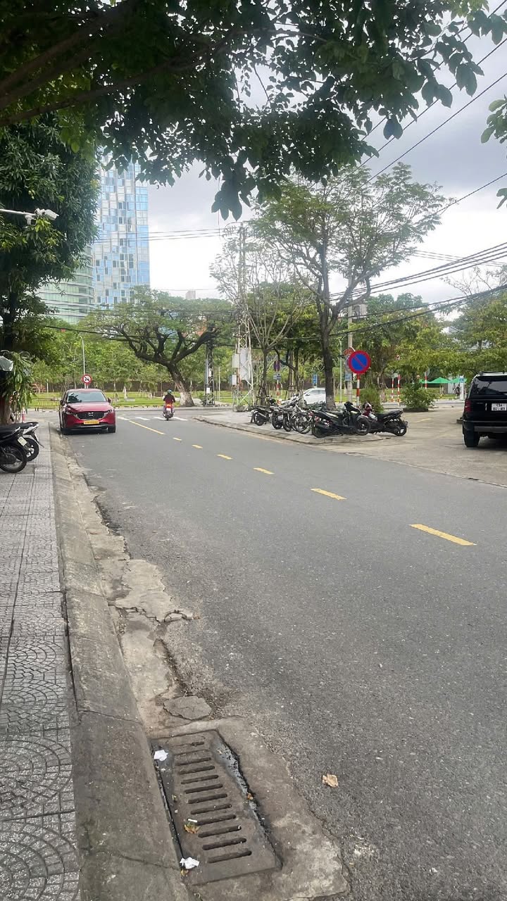 Nhà phố Phan Bội Châu, Hải Châu, 194m² - Vị trí đắc địa!