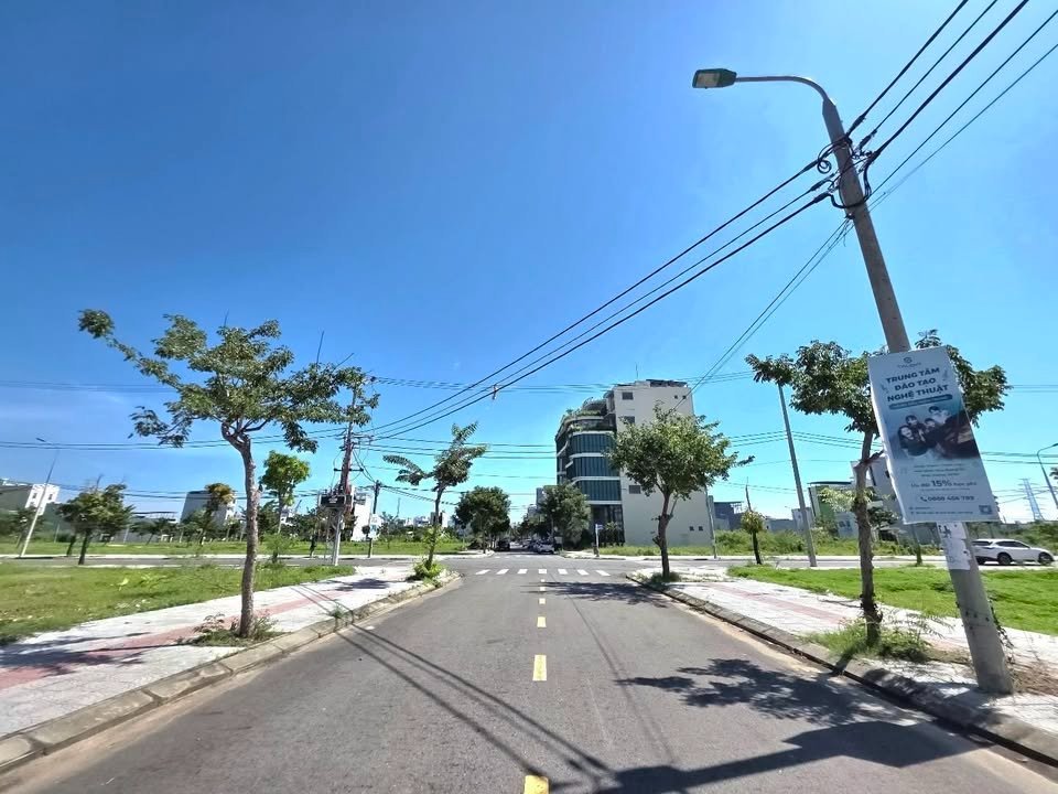 Đất Nền MT Cồn Dầu 18, Hòa Xuân 100m² - Sổ Sẵn, Giá Tốt