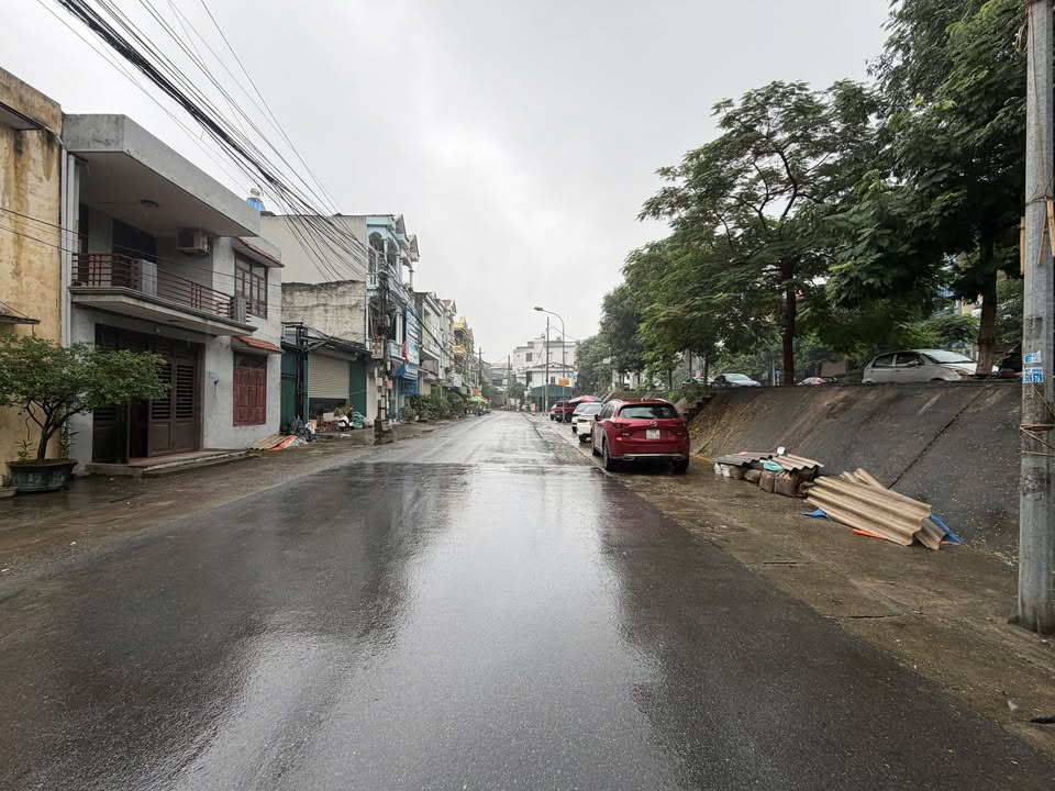 Nhà Phố Việt Trì 143.4m² - Vị trí đắc địa, kinh doanh đỉnh!