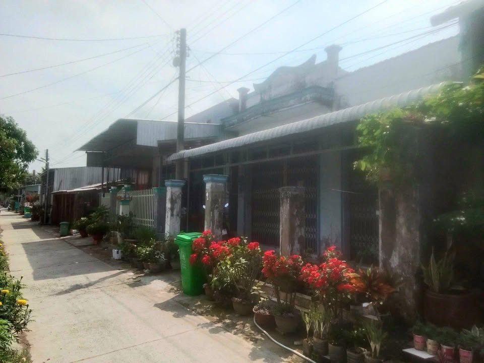 Bán Gấp Nhà Cấp 4 Rộng Rãi 112m² Hướng Tây - Tây Phú, An Giang