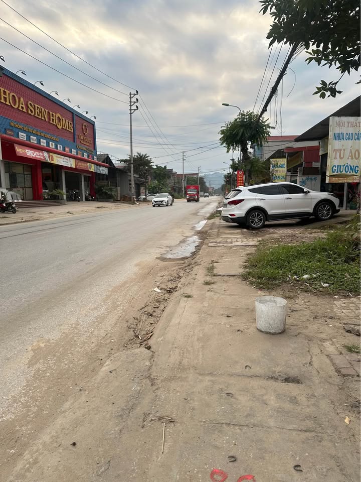 Bán đất mặt tiền Ngô Minh Loan, Yên Bái - 80m² kinh doanh tốt