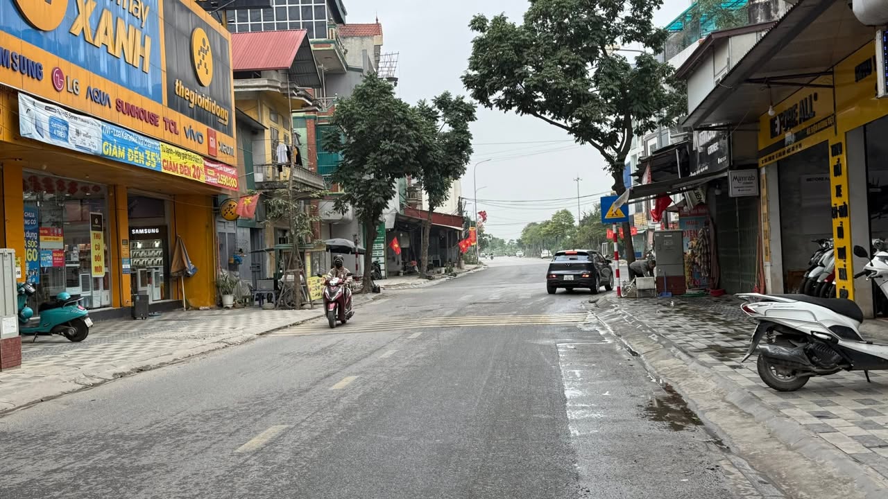 Nhà Mặt Tiền Kinh Doanh 92m² Lương Quy Thư Lâm, Đông Anh - 18 Tỷ