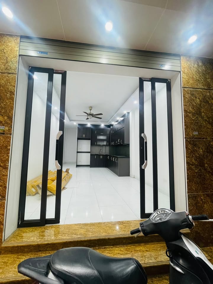 Nhà Nguyên Căn Đông Thiên 35m² - Sẵn sàng ở ngay, 11 triệu/tháng!