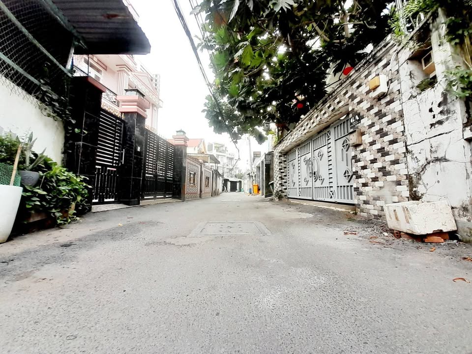 Nhà Phố Nguyễn Duy Trinh 44m² - Mặt tiền kinh doanh sầm uất!