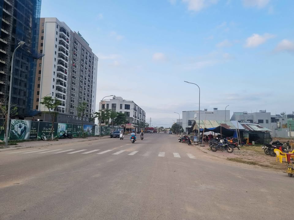 Bán Đất Lk6 Long Vân 100m² - Hướng Nam, Mặt Tiền 14m, Giá 2 Tỷ