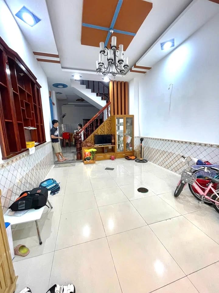 Nhà Riêng Đặng Văn Bi, Thủ Đức 51m² - Ô tô vào tận nhà!