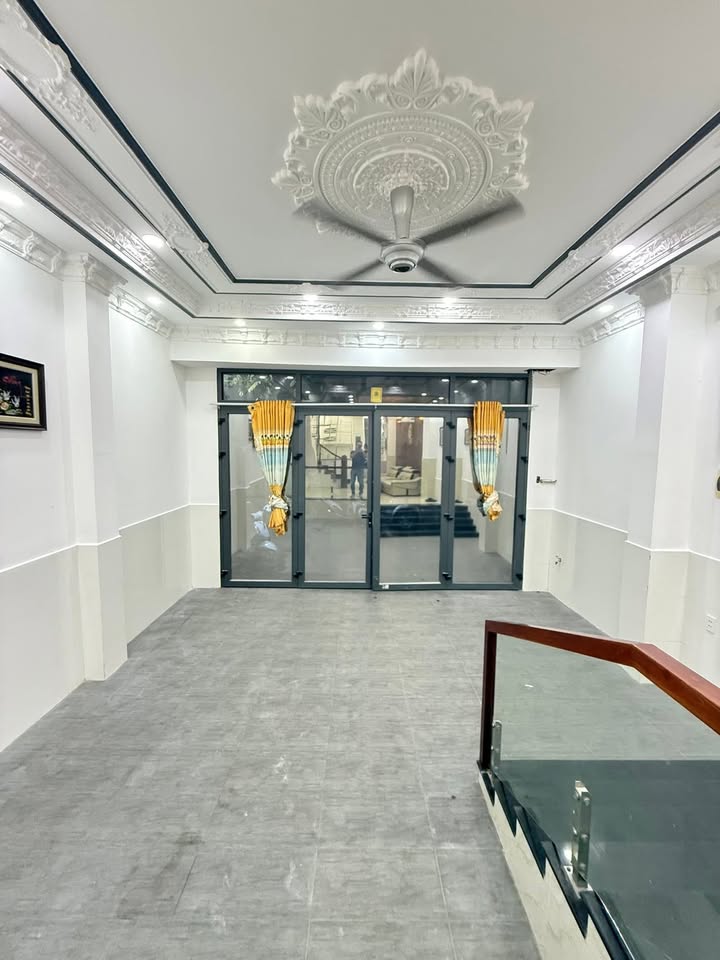 Nhà Phố KDC Anh Tuấn, Nhà Bè - 75m² Giá 17 Triệu - Sẵn Nội Thất