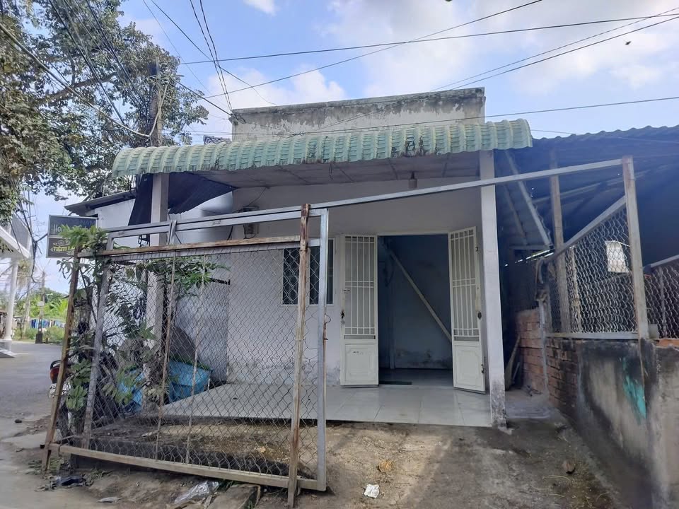 Nhà Góc 2 Mặt Tiền Ô Tô Kinh Doanh 40m² Cần Thơ - Giá 450 Triệu