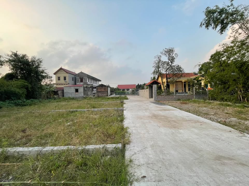 Đất Sổ Đỏ 100m² Mỹ Đức - Giá Dưới 2 Tỷ, Ngõ Oto, Sẵn Sàng Giao Dịch