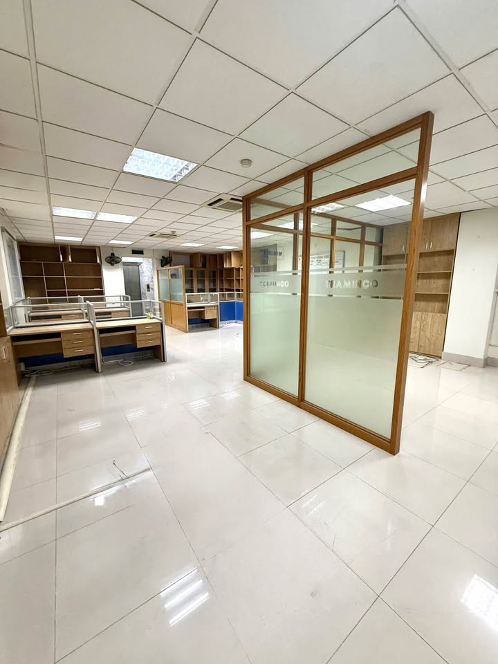 Văn phòng Mỹ Đình 90m² giá 15 triệu - Sẵn sàng làm việc ngay!