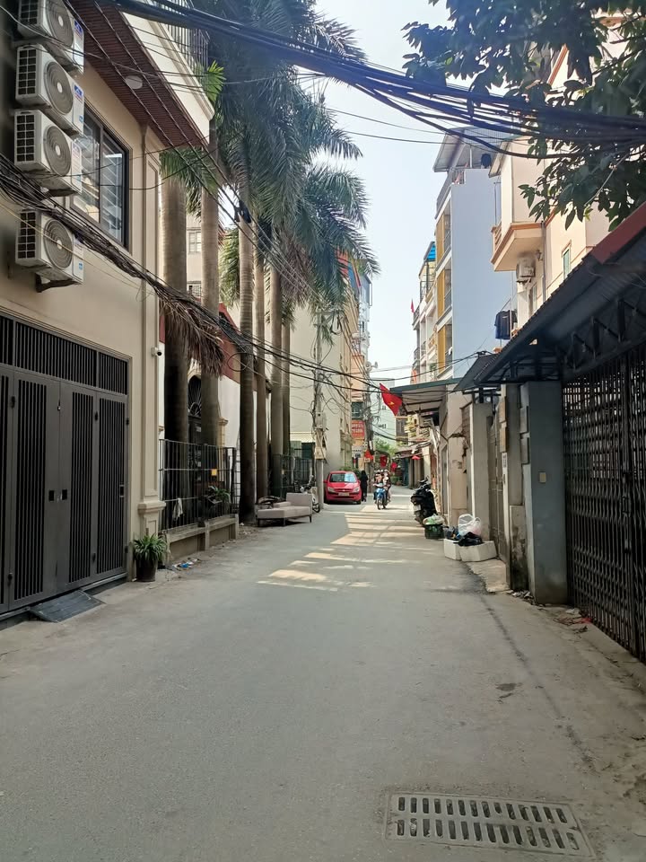 Nhà Cầu Diễn 37m² 4 Tầng - 1 Nhà Ra Ô Tô Tránh, Sổ Đỏ