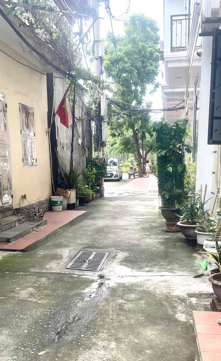 Đất nền Phúc Lợi Long Biên 36m² giá nhỉnh 6 tỷ - Pháp lý rõ ràng!