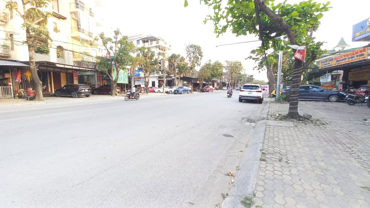 Nhà Phố Vinh mặt đường Trường Chinh 80m² giá 7 tỷ - Kinh doanh sầm uất!