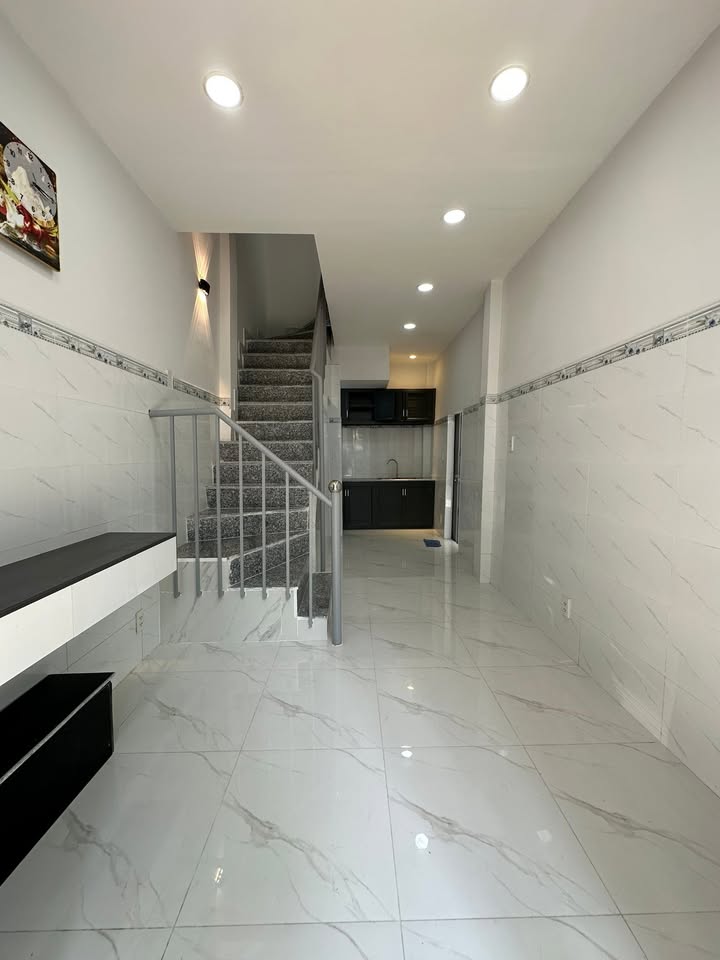 Nhà riêng Bình Tiên Q.6 21m² giá 8 triệu - Ô tô vào tận nhà!