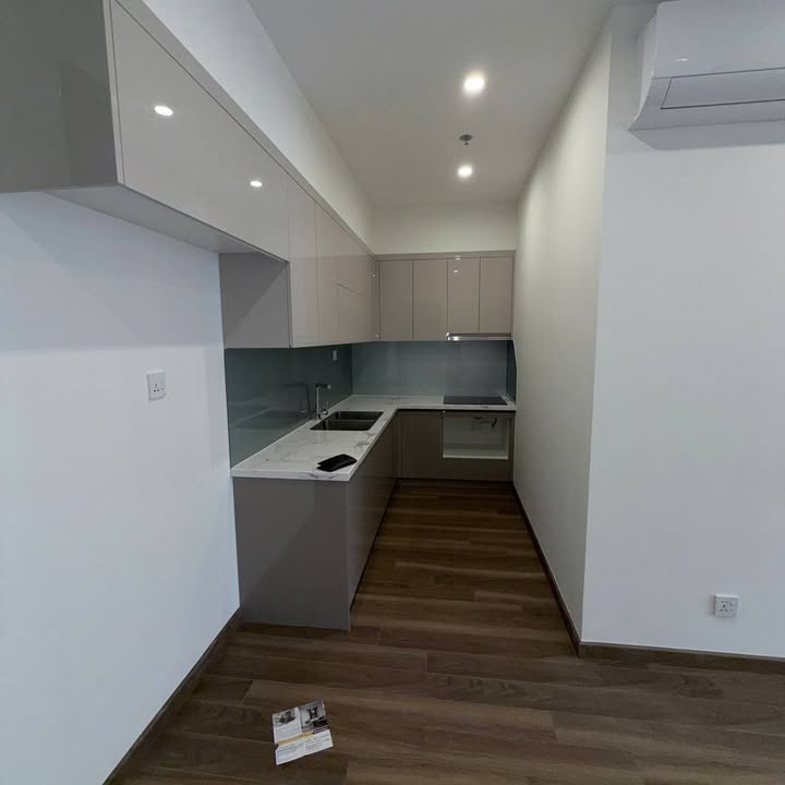 Căn hộ Tòa ZR3 Cầu Giấy 7.5 triệu - Bàn giao ngay!