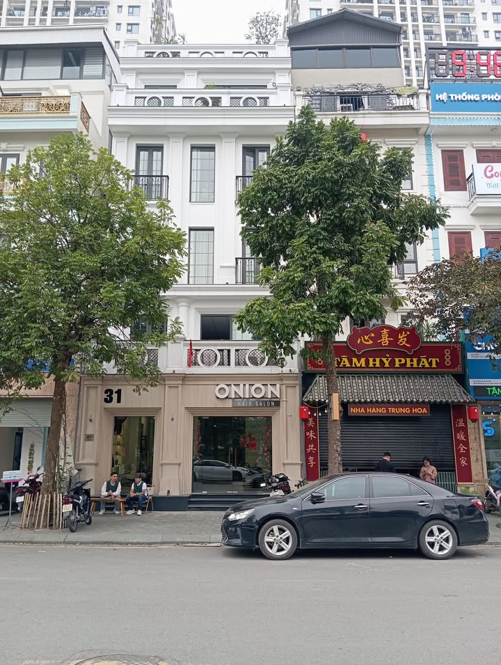 Nhà phố Liền kề HC Golden Long Biên 90m² - Mặt tiền kinh doanh đắc địa!