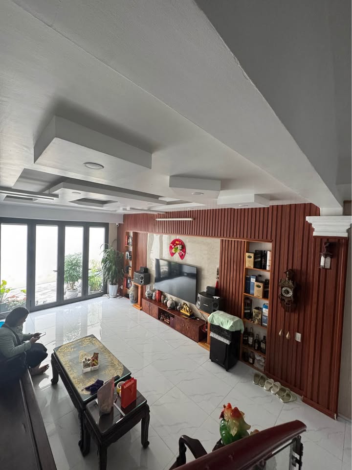 Nhà riêng Trung Hành, Đằng Lâm, Hải An 3.8 tỷ - Ô tô vào tận nhà, sổ hồng sẵn!