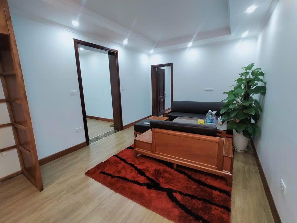 Cho thuê căn hộ 3PN Bùi Ngọc Dương, Hai Bà Trưng - 100m², 15 triệu