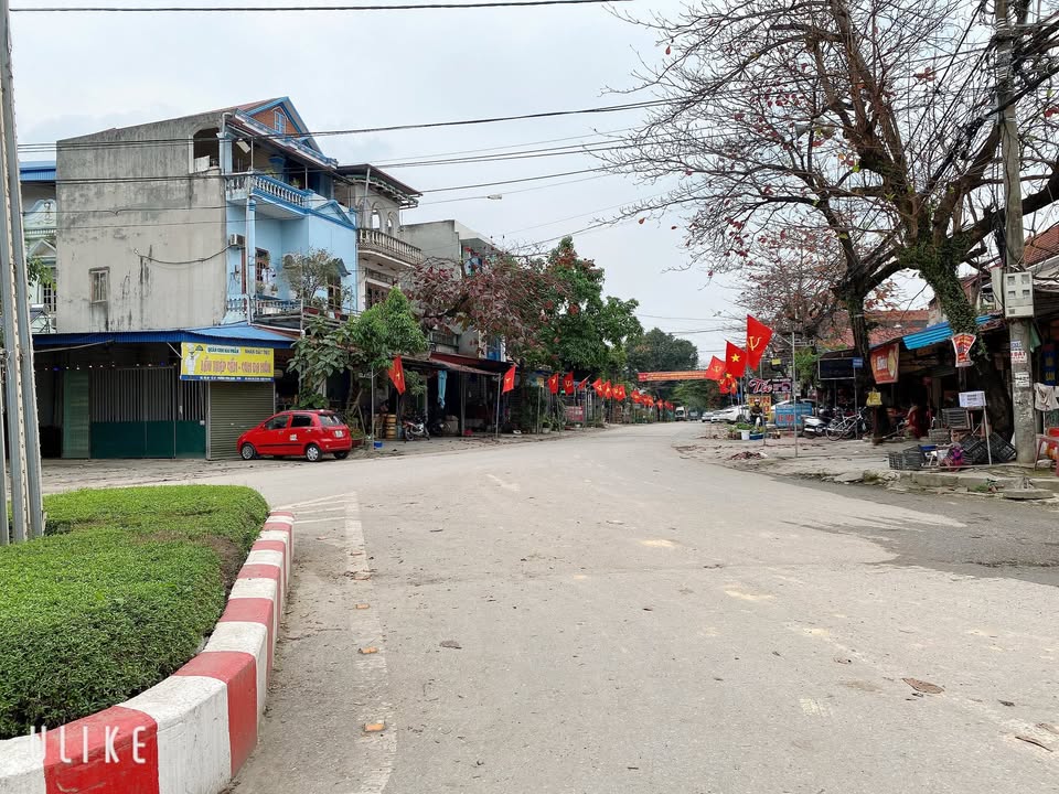 Nhà Phố Đường Núi Voi, Thái Nguyên 96m² - Mặt tiền kinh doanh đắc địa!