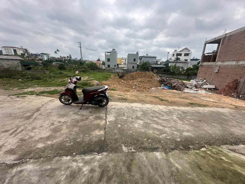 Đất Hồ Yên Trung Quảng Yên 110m² 1 tỷ - Ô tô vào tận