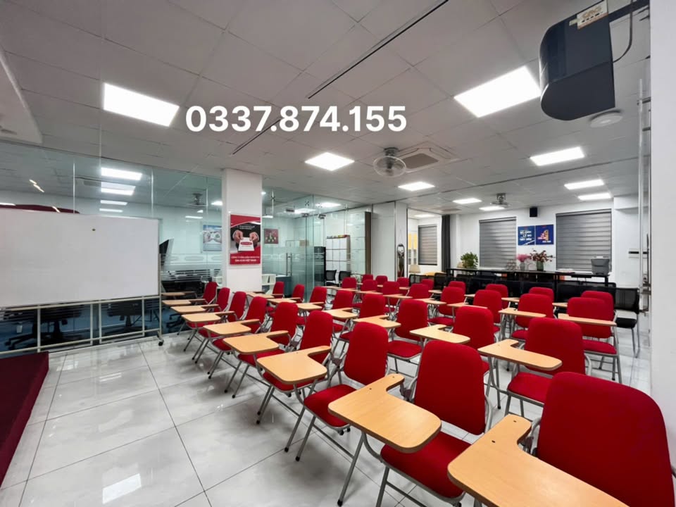 Văn Phòng Nguyễn Xiển 250m² - View Thoáng, Sẵn Sàn Kinh Doanh