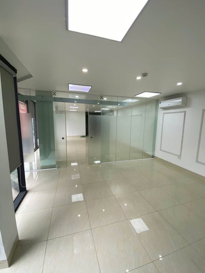 Cho thuê văn phòng 70m² góc thoáng Lê Đức Thọ, Mỹ Đình - 14 triệu