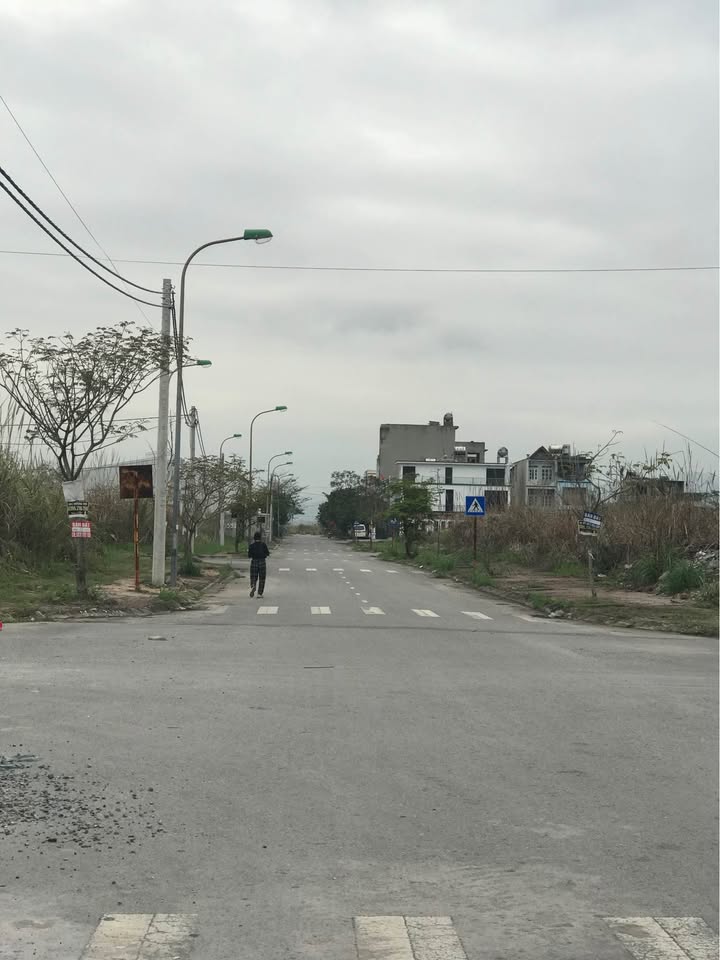 Đất nền Hà Khánh B Hạ Long 80m² - Đường to ô tô thông biển