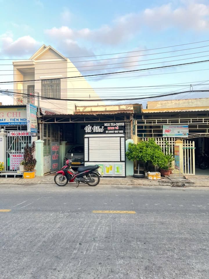 Nhà Mặt Tiền Hoàng Văn Thụ, Phú Quốc 161m² - Sẵn sàng kinh doanh!