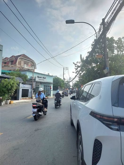 Nhà mặt tiền Đường 41 Thủ Đức 62m² - Vị trí đắc địa, sổ hồng sẵn!