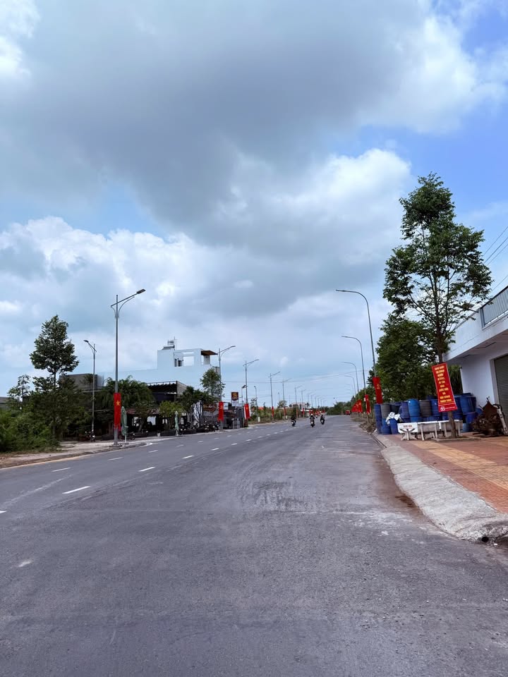 Đất nền Thành phố Ngã Bảy 80m² - Hạ tầng hoàn thiện, sổ đỏ chính chủ!